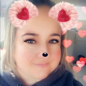 Meet your Posher, Ayrah